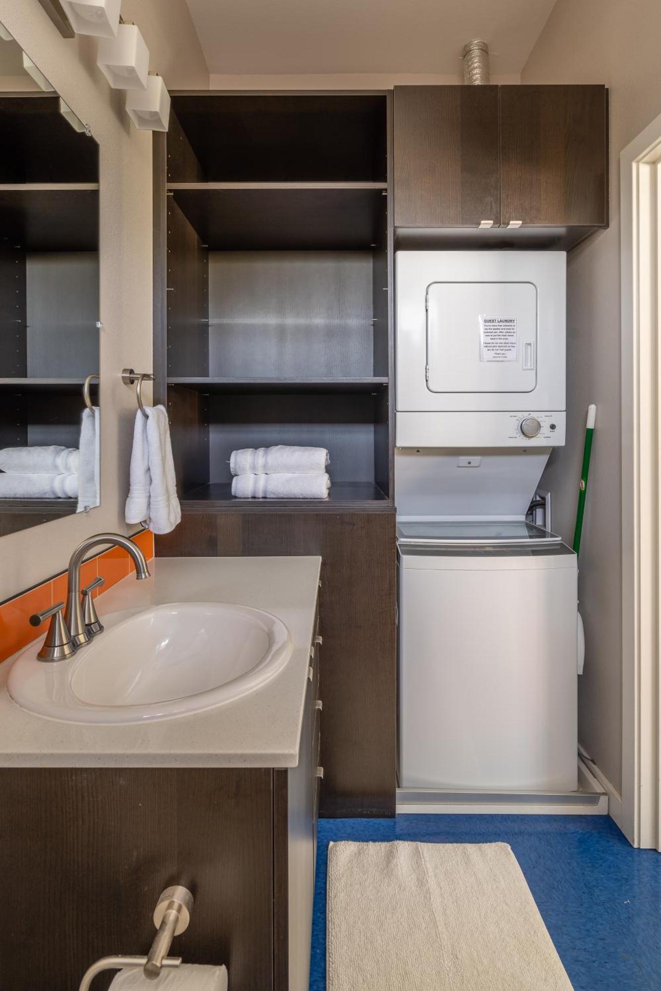 Sunny Studio Apartment - Food Carts, Coffee & Bars Portland Exterior foto